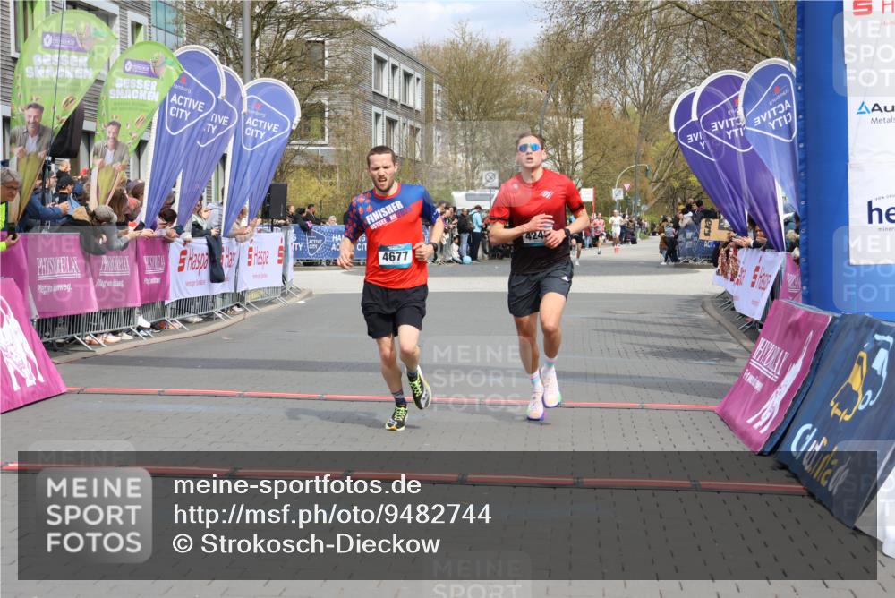 12.04.2026 - 45. Internationalen Wilhelmsburger Insellauf Strokosch-Dieckow http://msf.ph/oto/9482744 12.04.2026 12:49:00 Ziel 4677, 4240 meine-sportfotos.de