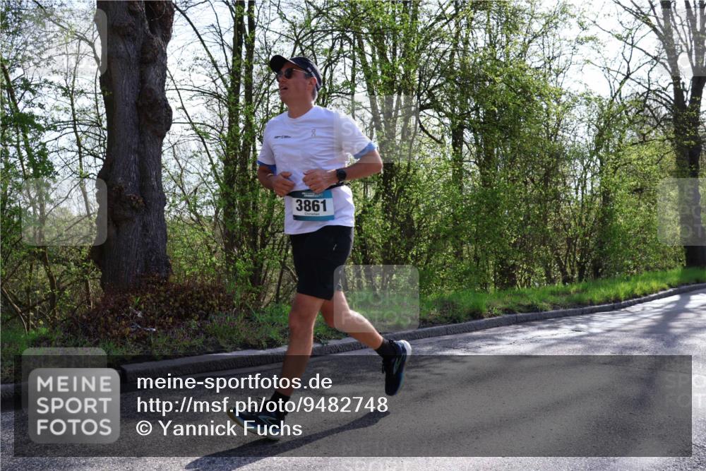 12.04.2026 - 45. Internationalen Wilhelmsburger Insellauf Yannick Fuchs http://msf.ph/oto/9482748 12.04.2026 10:31:15 Laufen 3861 meine-sportfotos.de