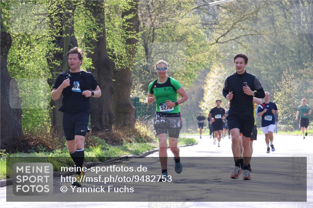 12.04.2026 - 45. Internationalen Wilhelmsburger Insellauf Yannick Fuchs http://msf.ph/oto/9482753 12.04.2026 10:31:17 Laufen 52, 527, 2507, 2406 meine-sportfotos.de