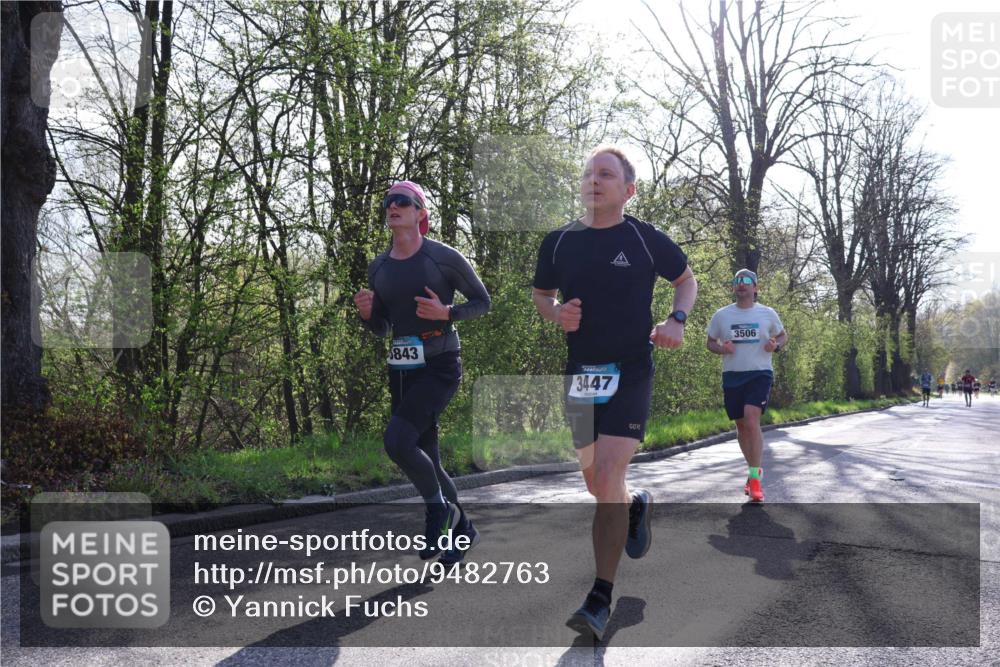 12.04.2026 - 45. Internationalen Wilhelmsburger Insellauf Yannick Fuchs http://msf.ph/oto/9482763 12.04.2026 10:23:40 Laufen 843, 3447, 3506 meine-sportfotos.de