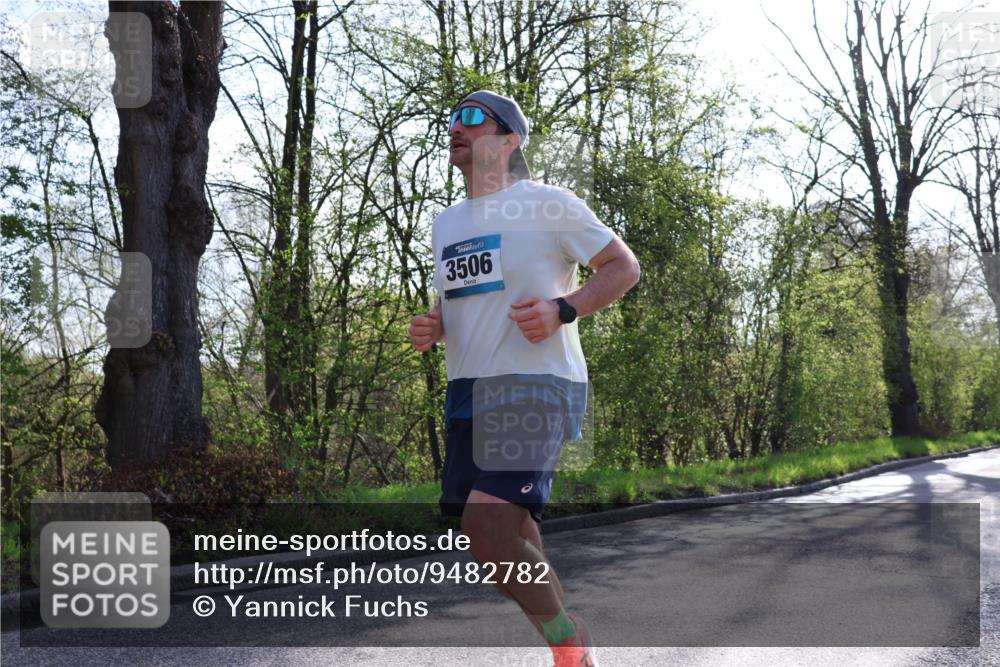 12.04.2026 - 45. Internationalen Wilhelmsburger Insellauf Yannick Fuchs http://msf.ph/oto/9482782 12.04.2026 10:23:42 Laufen 3506 meine-sportfotos.de