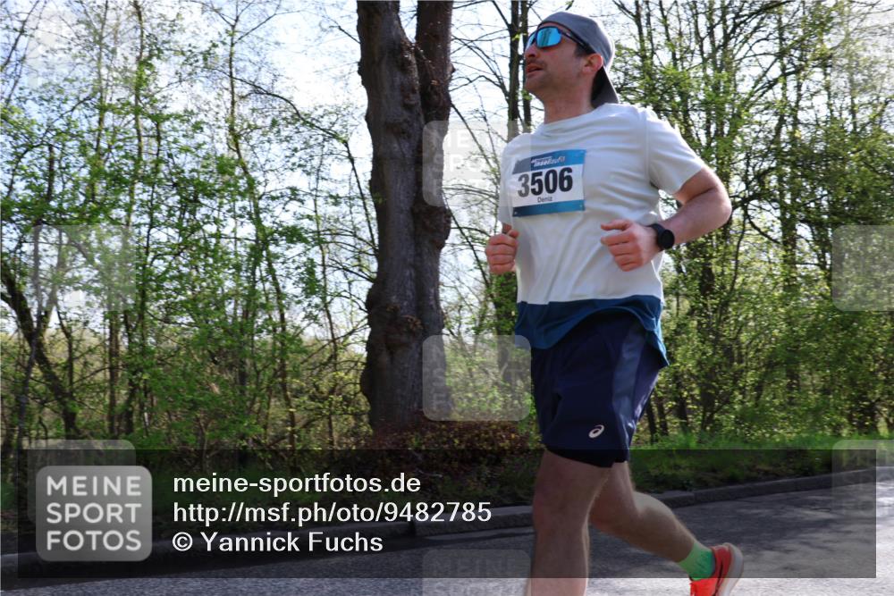 12.04.2026 - 45. Internationalen Wilhelmsburger Insellauf Yannick Fuchs http://msf.ph/oto/9482785 12.04.2026 10:23:42 Laufen 3506 meine-sportfotos.de