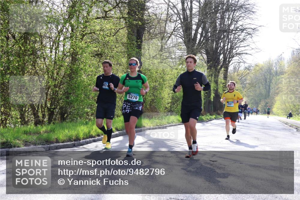 12.04.2026 - 45. Internationalen Wilhelmsburger Insellauf Yannick Fuchs http://msf.ph/oto/9482796 12.04.2026 10:31:23 Laufen 974, 5270, 4501 meine-sportfotos.de