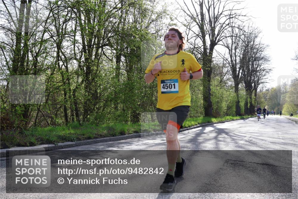 12.04.2026 - 45. Internationalen Wilhelmsburger Insellauf Yannick Fuchs http://msf.ph/oto/9482842 12.04.2026 10:31:27 Laufen 4501 meine-sportfotos.de