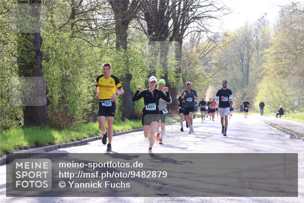 12.04.2026 - 45. Internationalen Wilhelmsburger Insellauf Yannick Fuchs http://msf.ph/oto/9482879 12.04.2026 10:23:58 Laufen 2402, 4493, 360, 4441, 3929 meine-sportfotos.de