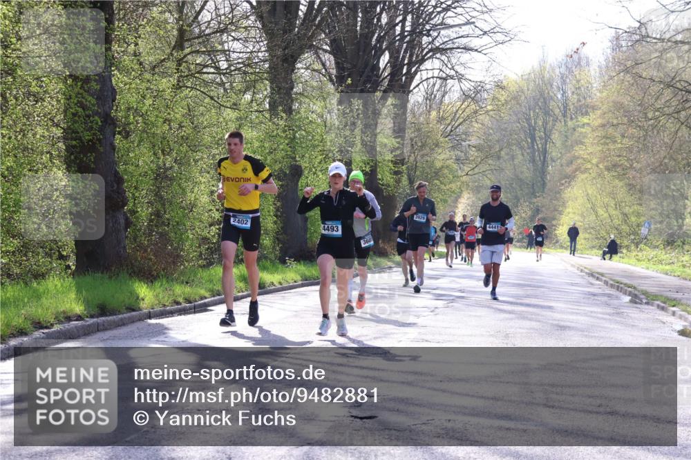 12.04.2026 - 45. Internationalen Wilhelmsburger Insellauf Yannick Fuchs http://msf.ph/oto/9482881 12.04.2026 10:23:58 Laufen 2402, 4493, 3605, 3929, 4441 meine-sportfotos.de