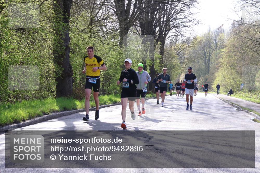 12.04.2026 - 45. Internationalen Wilhelmsburger Insellauf Yannick Fuchs http://msf.ph/oto/9482896 12.04.2026 10:23:58 Laufen 2402, 4493, 3605, 3929, 4441 meine-sportfotos.de