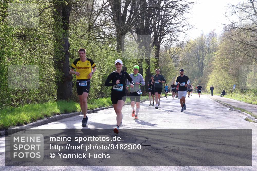 12.04.2026 - 45. Internationalen Wilhelmsburger Insellauf Yannick Fuchs http://msf.ph/oto/9482900 12.04.2026 10:23:59 Laufen 2402, 4493, 360, 3929, 4441 meine-sportfotos.de