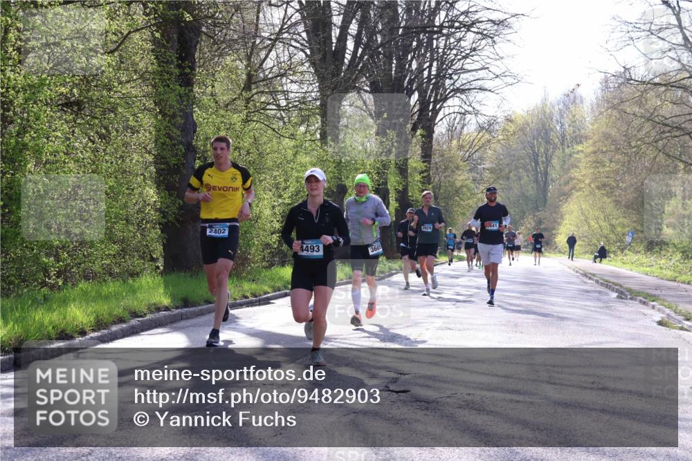 12.04.2026 - 45. Internationalen Wilhelmsburger Insellauf Yannick Fuchs http://msf.ph/oto/9482903 12.04.2026 10:23:59 Laufen 2402, 4493, 3929, 3605 meine-sportfotos.de