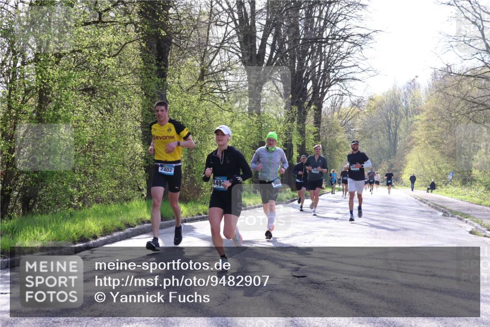 12.04.2026 - 45. Internationalen Wilhelmsburger Insellauf Yannick Fuchs http://msf.ph/oto/9482907 12.04.2026 10:23:59 Laufen 2402, 444, 4493, 3, 608 meine-sportfotos.de