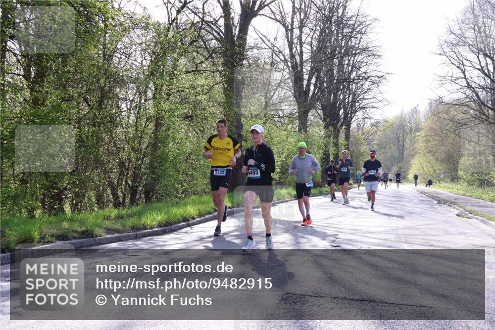 12.04.2026 - 45. Internationalen Wilhelmsburger Insellauf Yannick Fuchs http://msf.ph/oto/9482915 12.04.2026 10:24:00 Laufen 2402, 4493, 36, 6, 4441 meine-sportfotos.de