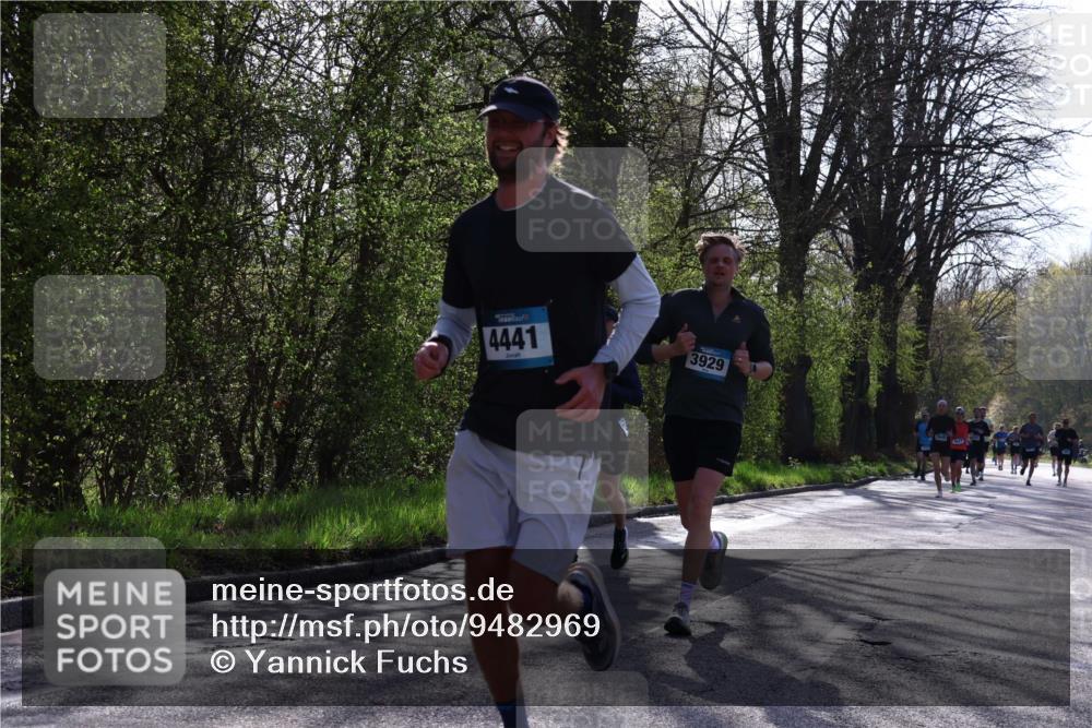12.04.2026 - 45. Internationalen Wilhelmsburger Insellauf Yannick Fuchs http://msf.ph/oto/9482969 12.04.2026 10:24:04 Laufen 4441, 3929 meine-sportfotos.de