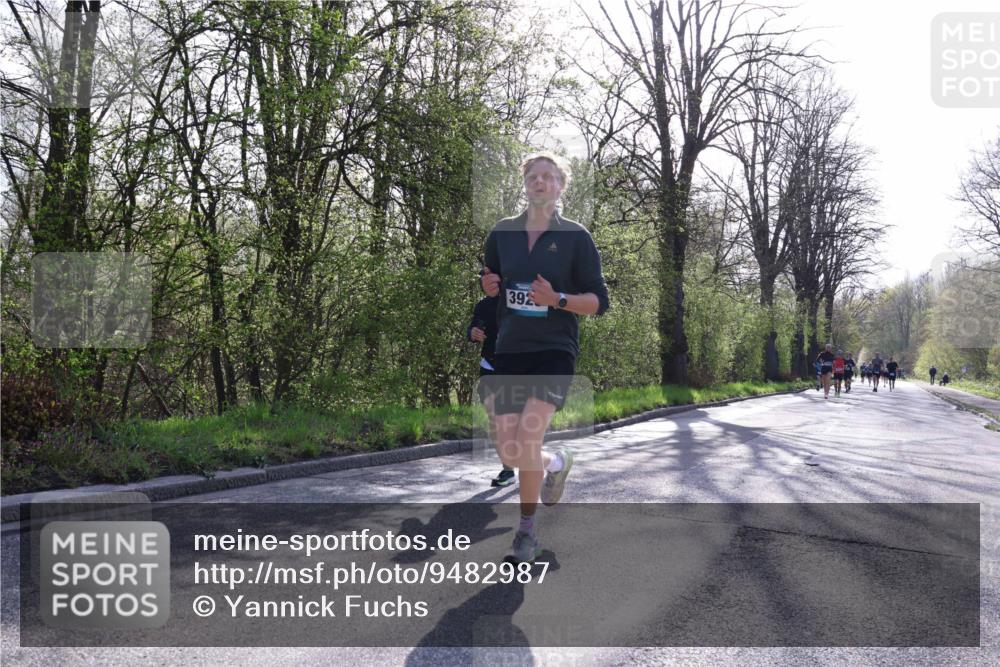 12.04.2026 - 45. Internationalen Wilhelmsburger Insellauf Yannick Fuchs http://msf.ph/oto/9482987 12.04.2026 10:24:05 Laufen 392 meine-sportfotos.de
