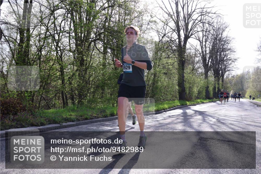 12.04.2026 - 45. Internationalen Wilhelmsburger Insellauf Yannick Fuchs http://msf.ph/oto/9482989 12.04.2026 10:24:05 Laufen 3929 meine-sportfotos.de