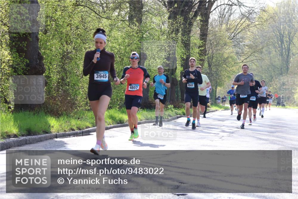 12.04.2026 - 45. Internationalen Wilhelmsburger Insellauf Yannick Fuchs http://msf.ph/oto/9483022 12.04.2026 10:24:09 Laufen 3945, 4807, 513, 3042, 30, 2559, 4000 meine-sportfotos.de
