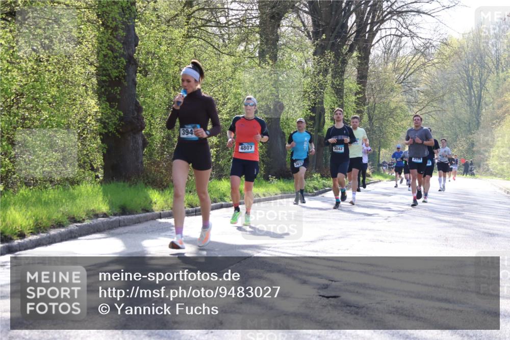 12.04.2026 - 45. Internationalen Wilhelmsburger Insellauf Yannick Fuchs http://msf.ph/oto/9483027 12.04.2026 10:24:10 Laufen 394, 4807, 3613, 3042, 2559 meine-sportfotos.de