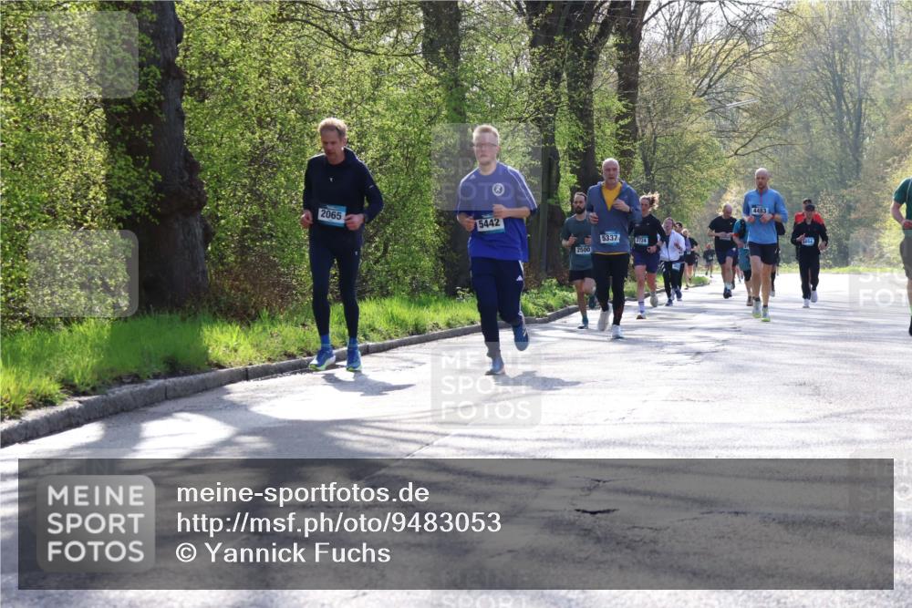12.04.2026 - 45. Internationalen Wilhelmsburger Insellauf Yannick Fuchs http://msf.ph/oto/9483053 12.04.2026 10:31:45 Laufen 2065, 5442, 2500, 5337, 2724, 4483 meine-sportfotos.de
