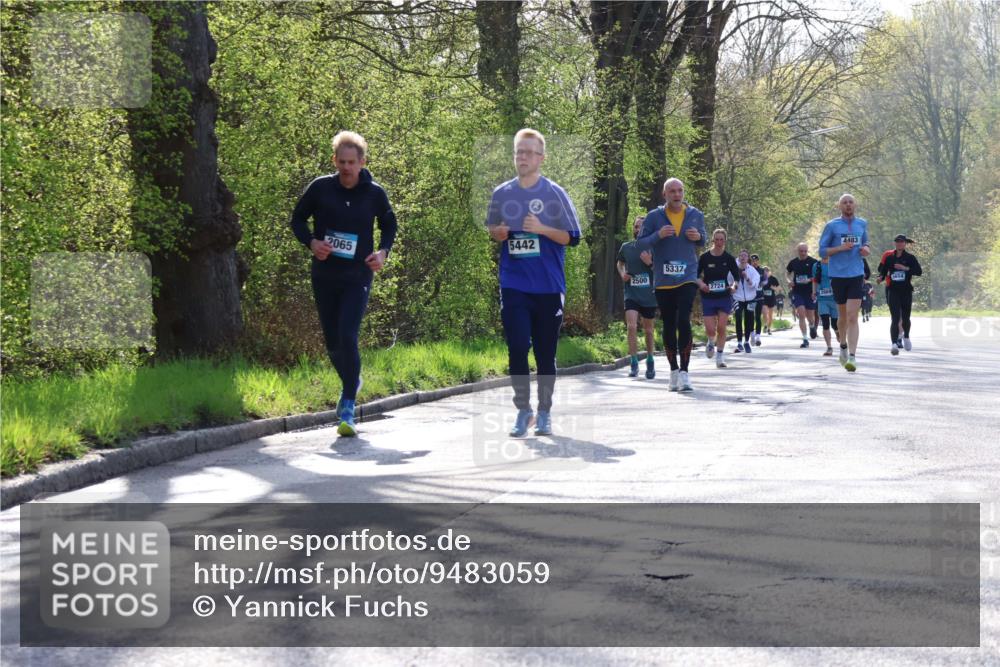 12.04.2026 - 45. Internationalen Wilhelmsburger Insellauf Yannick Fuchs http://msf.ph/oto/9483059 12.04.2026 10:31:45 Laufen 2065, 5442, 4483, 5337, 2500, 6654, 2724, 2869 meine-sportfotos.de