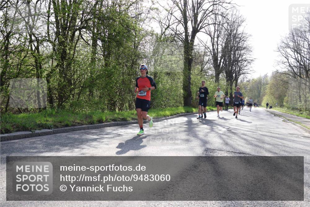12.04.2026 - 45. Internationalen Wilhelmsburger Insellauf Yannick Fuchs http://msf.ph/oto/9483060 12.04.2026 10:24:13 Laufen 4807, 3042 meine-sportfotos.de