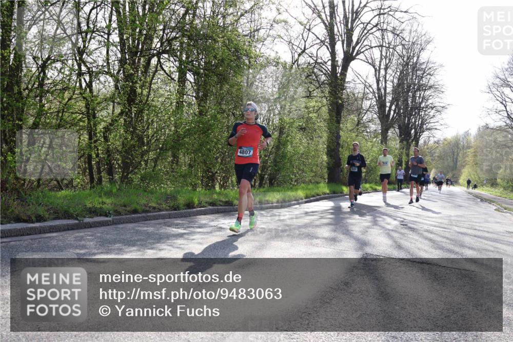 12.04.2026 - 45. Internationalen Wilhelmsburger Insellauf Yannick Fuchs http://msf.ph/oto/9483063 12.04.2026 10:24:13 Laufen 4807, 3042, 3636 meine-sportfotos.de