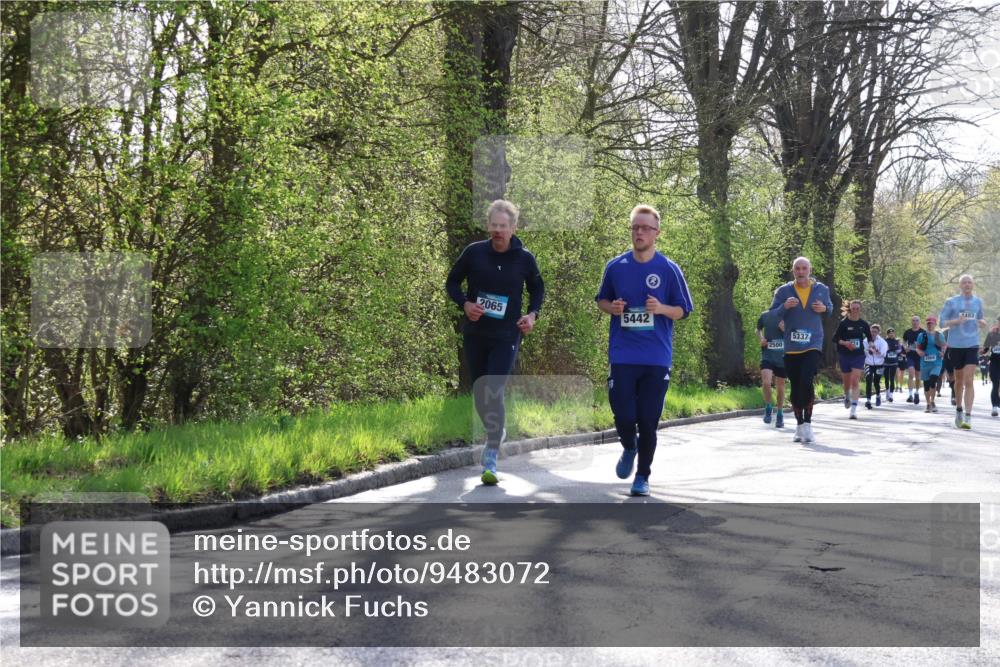 12.04.2026 - 45. Internationalen Wilhelmsburger Insellauf Yannick Fuchs http://msf.ph/oto/9483072 12.04.2026 10:31:47 Laufen 2065, 5442, 2500, 5337, 4483 meine-sportfotos.de