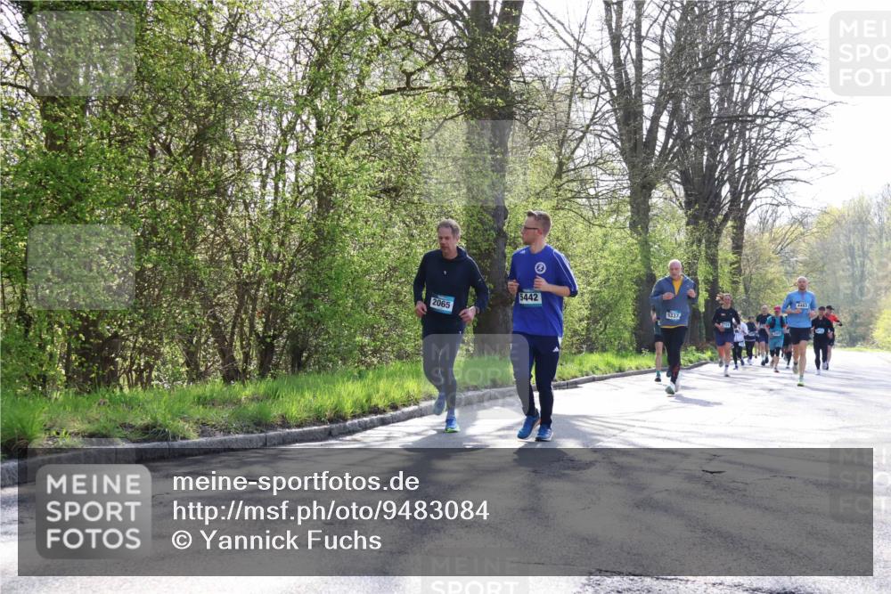 12.04.2026 - 45. Internationalen Wilhelmsburger Insellauf Yannick Fuchs http://msf.ph/oto/9483084 12.04.2026 10:31:48 Laufen 5442, 2065, 5337, 2724, 4483 meine-sportfotos.de
