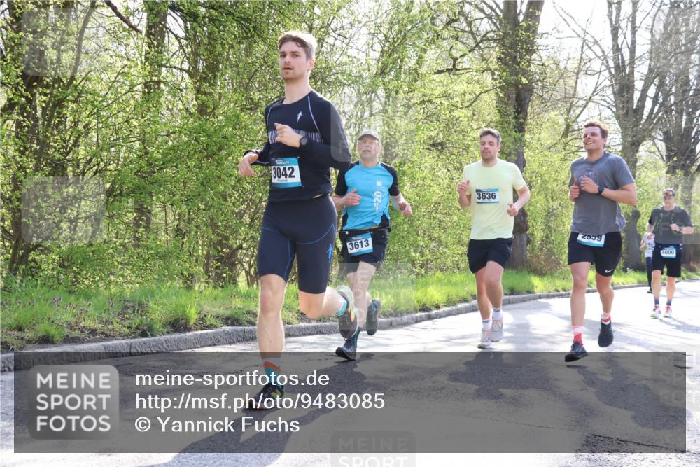 12.04.2026 - 45. Internationalen Wilhelmsburger Insellauf Yannick Fuchs http://msf.ph/oto/9483085 12.04.2026 10:24:15 Laufen 3042, 3613, 3636, 2559, 4000 meine-sportfotos.de