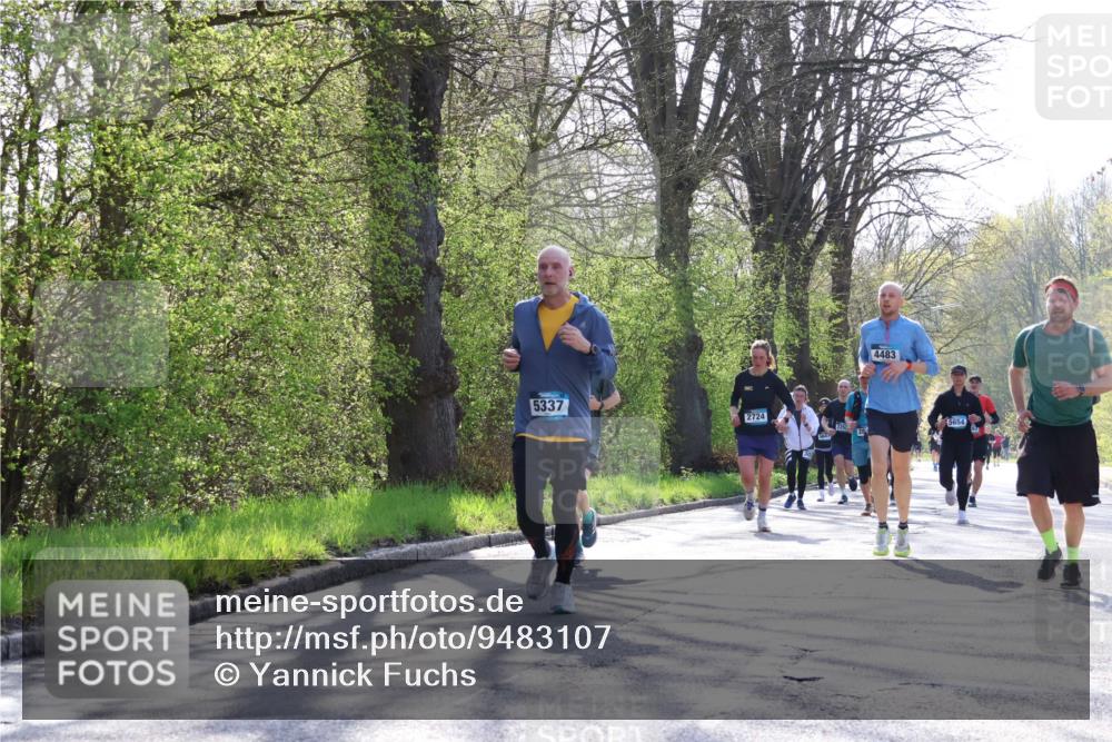 12.04.2026 - 45. Internationalen Wilhelmsburger Insellauf Yannick Fuchs http://msf.ph/oto/9483107 12.04.2026 10:31:50 Laufen 5337, 2724, 4483, 5654 meine-sportfotos.de