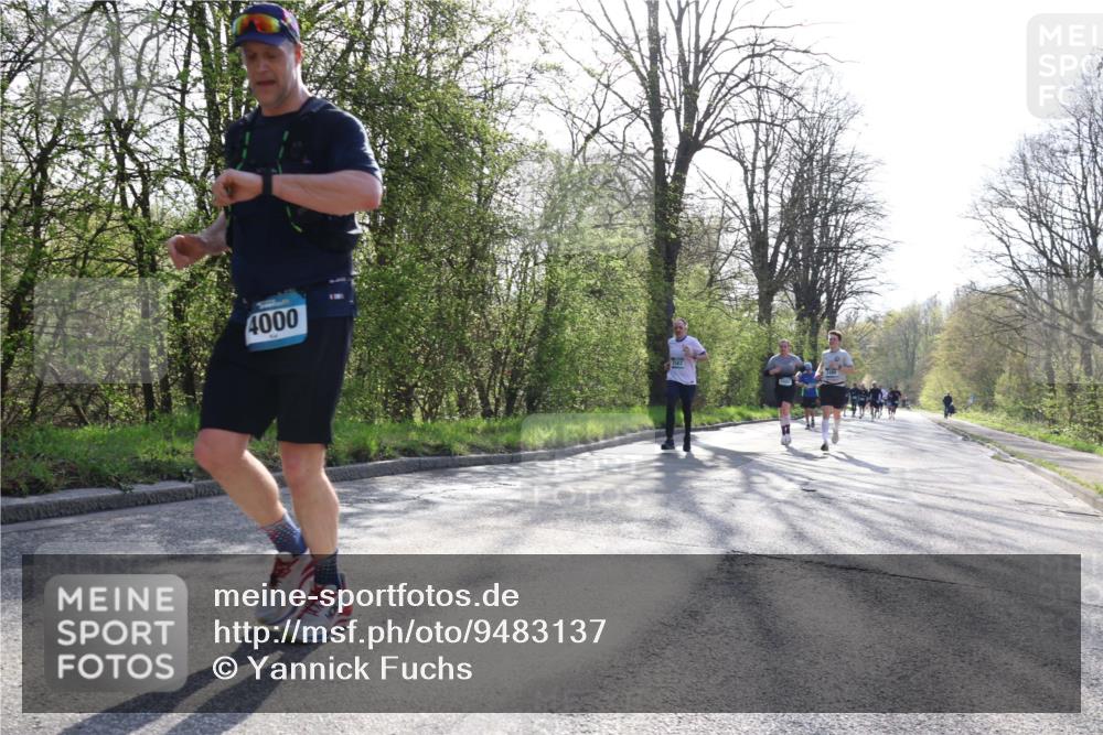 12.04.2026 - 45. Internationalen Wilhelmsburger Insellauf Yannick Fuchs http://msf.ph/oto/9483137 12.04.2026 10:24:19 Laufen 4000 meine-sportfotos.de
