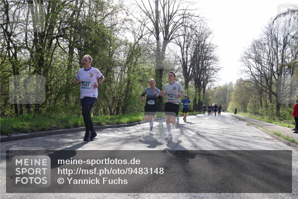 12.04.2026 - 45. Internationalen Wilhelmsburger Insellauf Yannick Fuchs http://msf.ph/oto/9483148 12.04.2026 10:24:22 Laufen 2583, 2482, 2488 meine-sportfotos.de