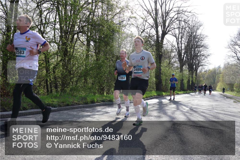 12.04.2026 - 45. Internationalen Wilhelmsburger Insellauf Yannick Fuchs http://msf.ph/oto/9483160 12.04.2026 10:24:23 Laufen 2583, 2482, 112, 2488 meine-sportfotos.de