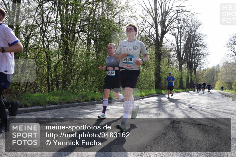 12.04.2026 - 45. Internationalen Wilhelmsburger Insellauf Yannick Fuchs http://msf.ph/oto/9483162 12.04.2026 10:24:23 Laufen 2482, 112, 2488 meine-sportfotos.de
