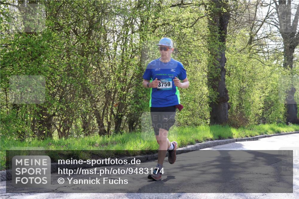 12.04.2026 - 45. Internationalen Wilhelmsburger Insellauf Yannick Fuchs http://msf.ph/oto/9483174 12.04.2026 10:24:24 Laufen 2016, 3759 meine-sportfotos.de
