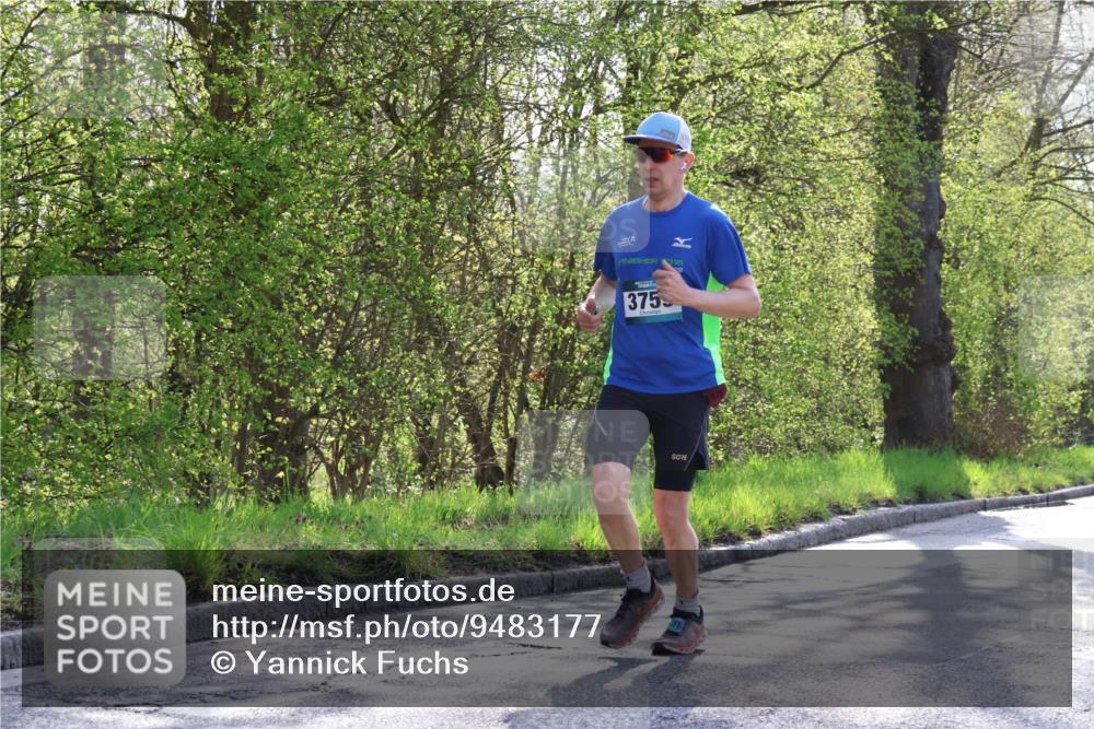 12.04.2026 - 45. Internationalen Wilhelmsburger Insellauf Yannick Fuchs http://msf.ph/oto/9483177 12.04.2026 10:24:25 Laufen 2016, 3755 meine-sportfotos.de