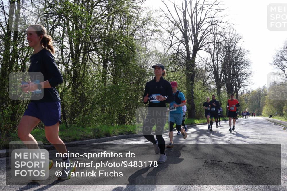 12.04.2026 - 45. Internationalen Wilhelmsburger Insellauf Yannick Fuchs http://msf.ph/oto/9483178 12.04.2026 10:31:56 Laufen 565, 2869, 2263 meine-sportfotos.de