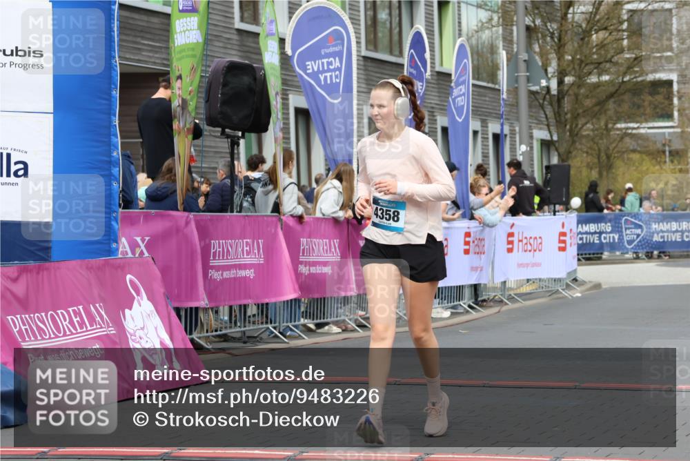 12.04.2026 - 45. Internationalen Wilhelmsburger Insellauf Strokosch-Dieckow http://msf.ph/oto/9483226 12.04.2026 13:23:36 Ziel 3774, 4358 meine-sportfotos.de
