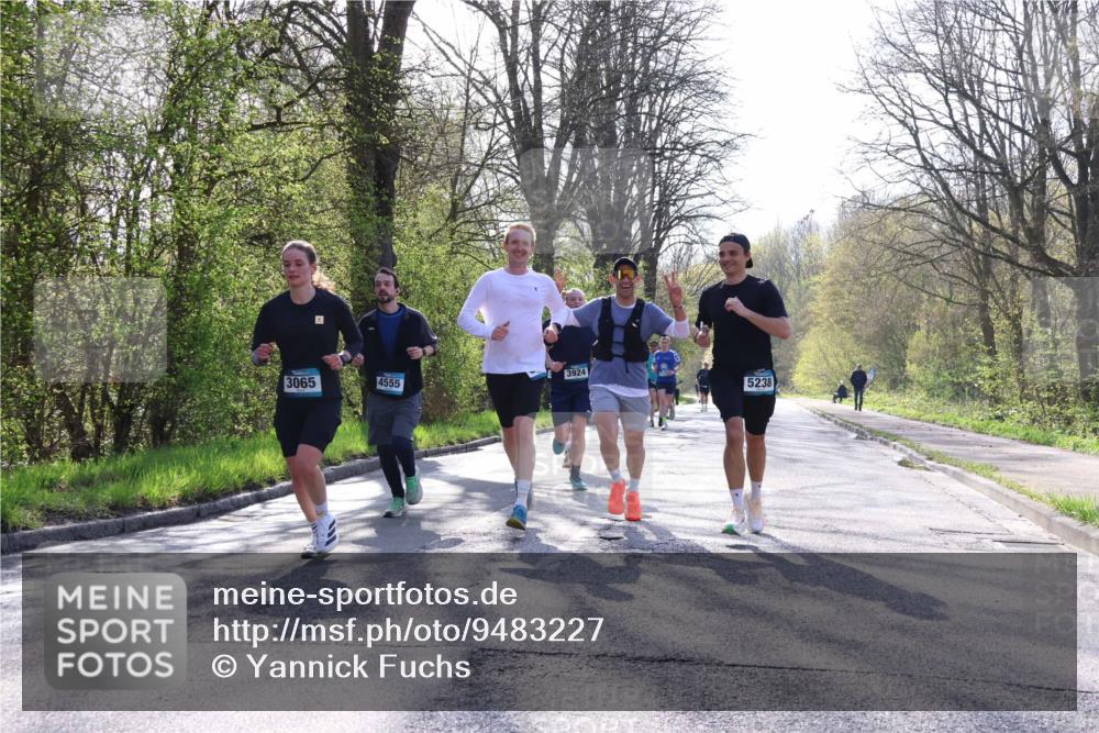 12.04.2026 - 45. Internationalen Wilhelmsburger Insellauf Yannick Fuchs http://msf.ph/oto/9483227 12.04.2026 10:24:30 Laufen 3924, 3065, 4555, 5238 meine-sportfotos.de