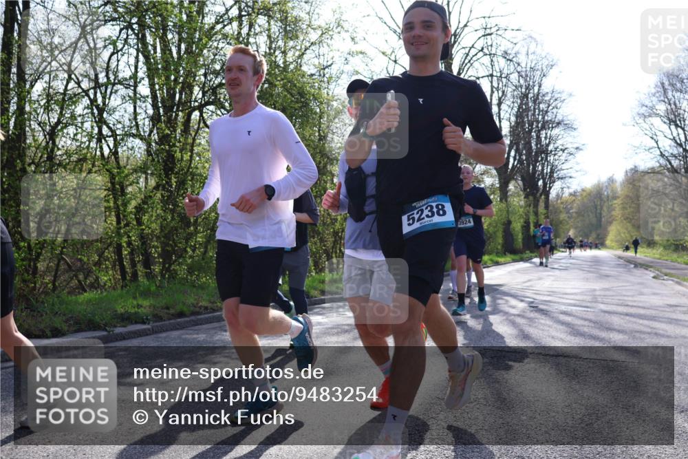 12.04.2026 - 45. Internationalen Wilhelmsburger Insellauf Yannick Fuchs http://msf.ph/oto/9483254 12.04.2026 10:24:32 Laufen 45, 5238, 3924 meine-sportfotos.de