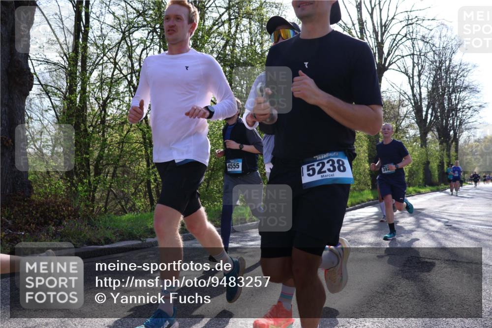 12.04.2026 - 45. Internationalen Wilhelmsburger Insellauf Yannick Fuchs http://msf.ph/oto/9483257 12.04.2026 10:24:32 Laufen 4555, 5238, 392 meine-sportfotos.de