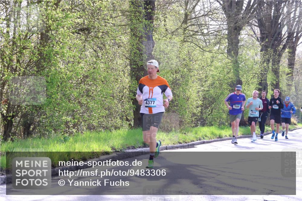 12.04.2026 - 45. Internationalen Wilhelmsburger Insellauf Yannick Fuchs http://msf.ph/oto/9483306 12.04.2026 10:32:08 Laufen 4377, 3086, 2039, 27, 3091 meine-sportfotos.de