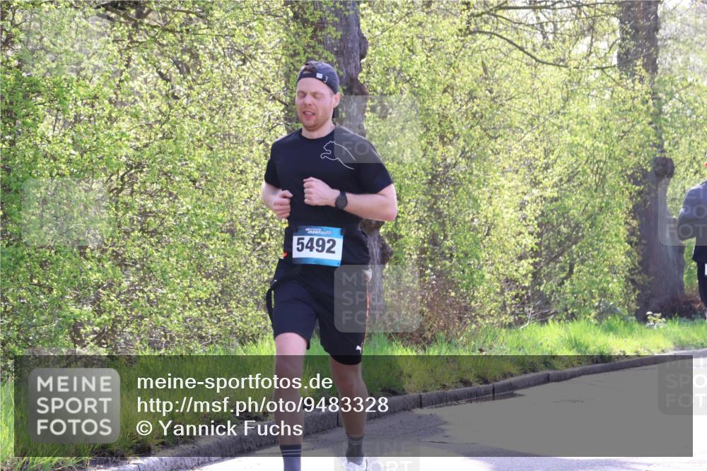 12.04.2026 - 45. Internationalen Wilhelmsburger Insellauf Yannick Fuchs http://msf.ph/oto/9483328 12.04.2026 10:24:40 Laufen 5492 meine-sportfotos.de