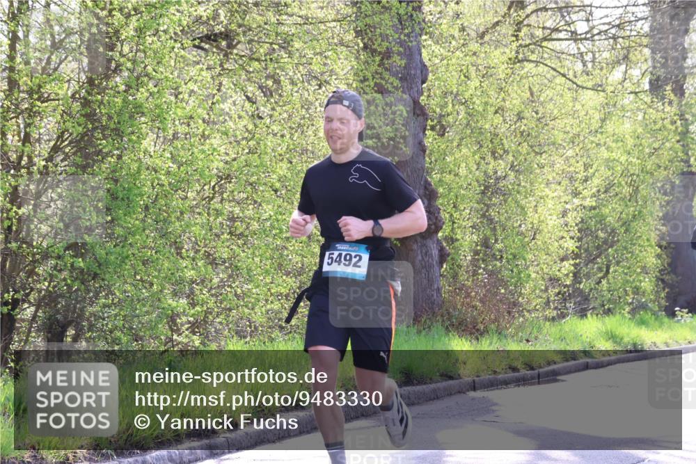 12.04.2026 - 45. Internationalen Wilhelmsburger Insellauf Yannick Fuchs http://msf.ph/oto/9483330 12.04.2026 10:24:40 Laufen 5492 meine-sportfotos.de