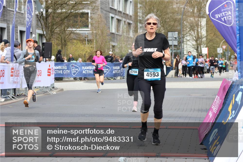 12.04.2026 - 45. Internationalen Wilhelmsburger Insellauf Strokosch-Dieckow http://msf.ph/oto/9483331 12.04.2026 13:23:27 Ziel 2153, 5262, 4593, 4708 meine-sportfotos.de