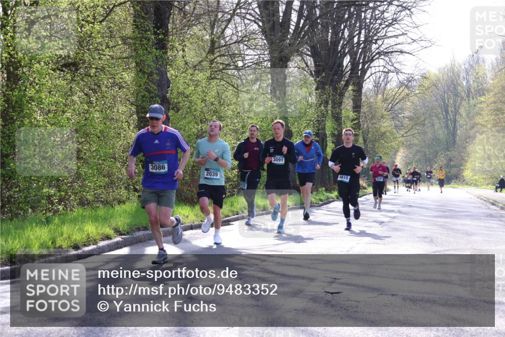 12.04.2026 - 45. Internationalen Wilhelmsburger Insellauf Yannick Fuchs http://msf.ph/oto/9483352 12.04.2026 10:32:11 Laufen 3086, 2039, 3091, 4615 meine-sportfotos.de
