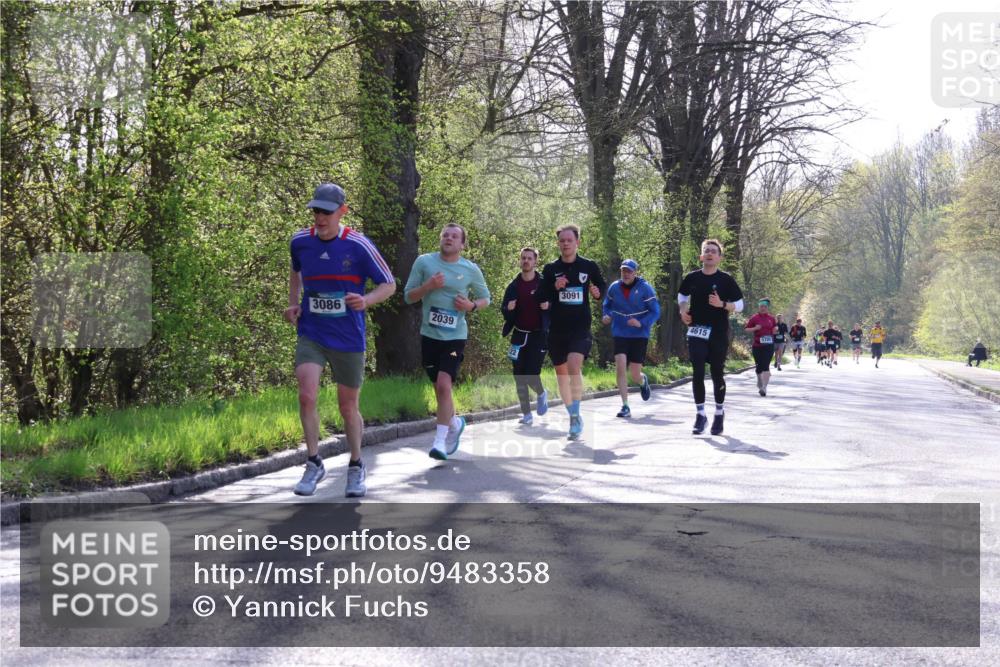 12.04.2026 - 45. Internationalen Wilhelmsburger Insellauf Yannick Fuchs http://msf.ph/oto/9483358 12.04.2026 10:32:12 Laufen 3086, 2039, 3091, 4615, 5705 meine-sportfotos.de
