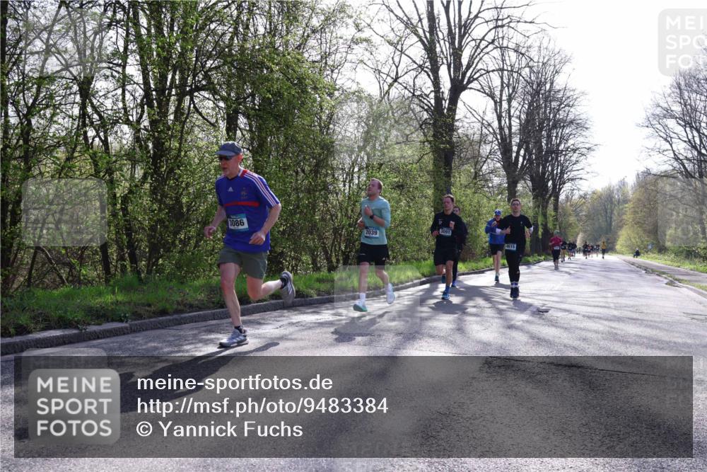 12.04.2026 - 45. Internationalen Wilhelmsburger Insellauf Yannick Fuchs http://msf.ph/oto/9483384 12.04.2026 10:32:14 Laufen 3086, 2039, 3091, 4615 meine-sportfotos.de