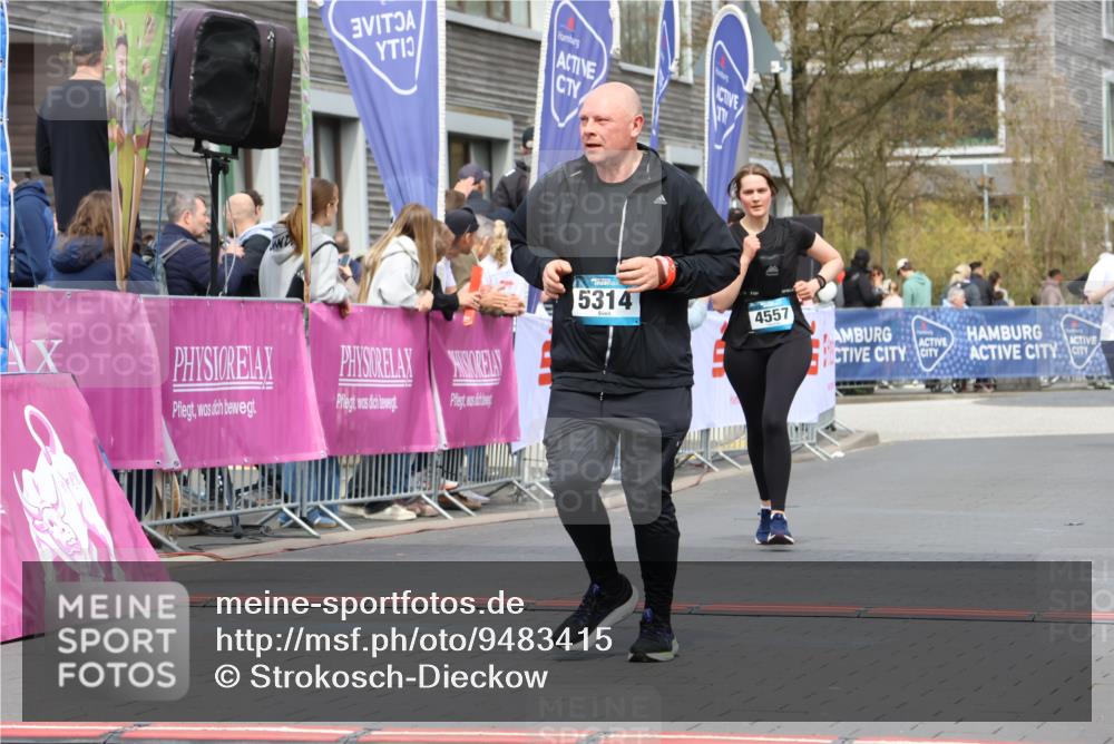 12.04.2026 - 45. Internationalen Wilhelmsburger Insellauf Strokosch-Dieckow http://msf.ph/oto/9483415 12.04.2026 13:23:18 Ziel 5314, 4557 meine-sportfotos.de
