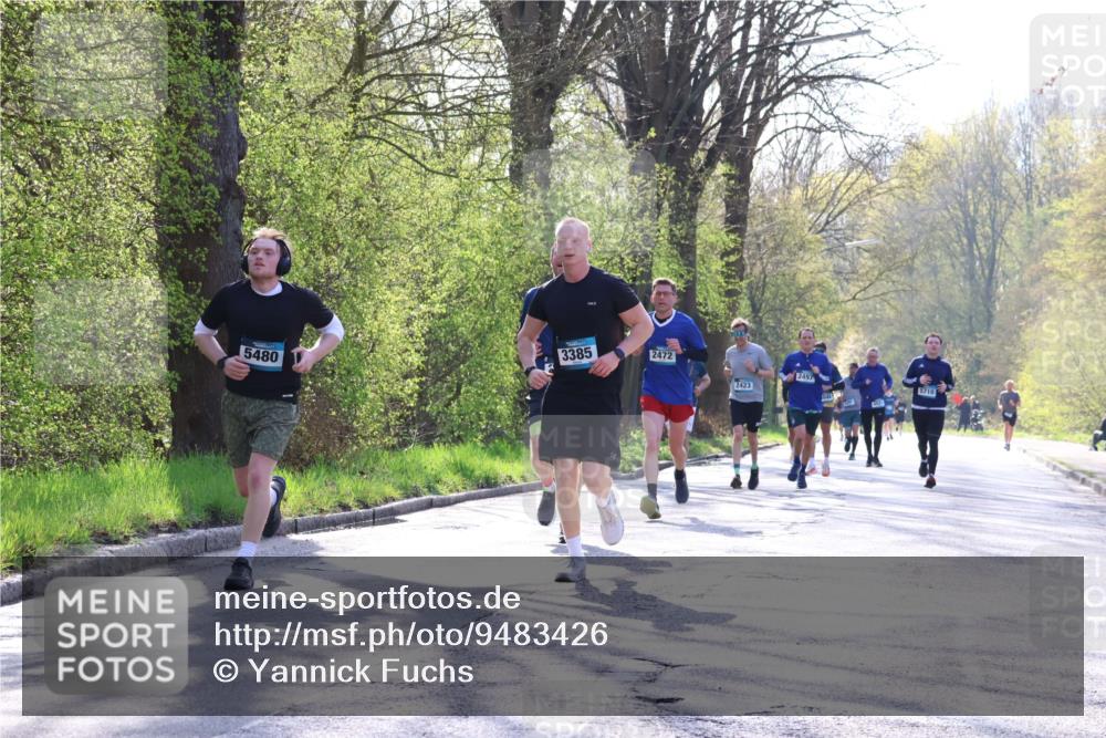 12.04.2026 - 45. Internationalen Wilhelmsburger Insellauf Yannick Fuchs http://msf.ph/oto/9483426 12.04.2026 10:24:49 Laufen 5480, 3385, 2472, 2497, 5710, 2423 meine-sportfotos.de