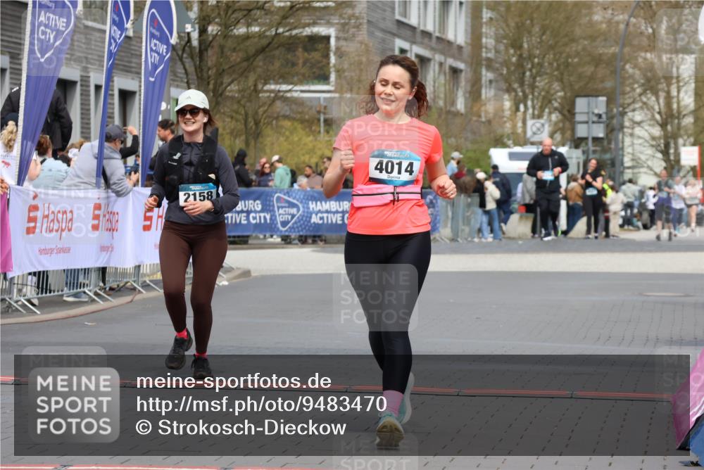 12.04.2026 - 45. Internationalen Wilhelmsburger Insellauf Strokosch-Dieckow http://msf.ph/oto/9483470 12.04.2026 13:23:05 Ziel 4014, 2158 meine-sportfotos.de