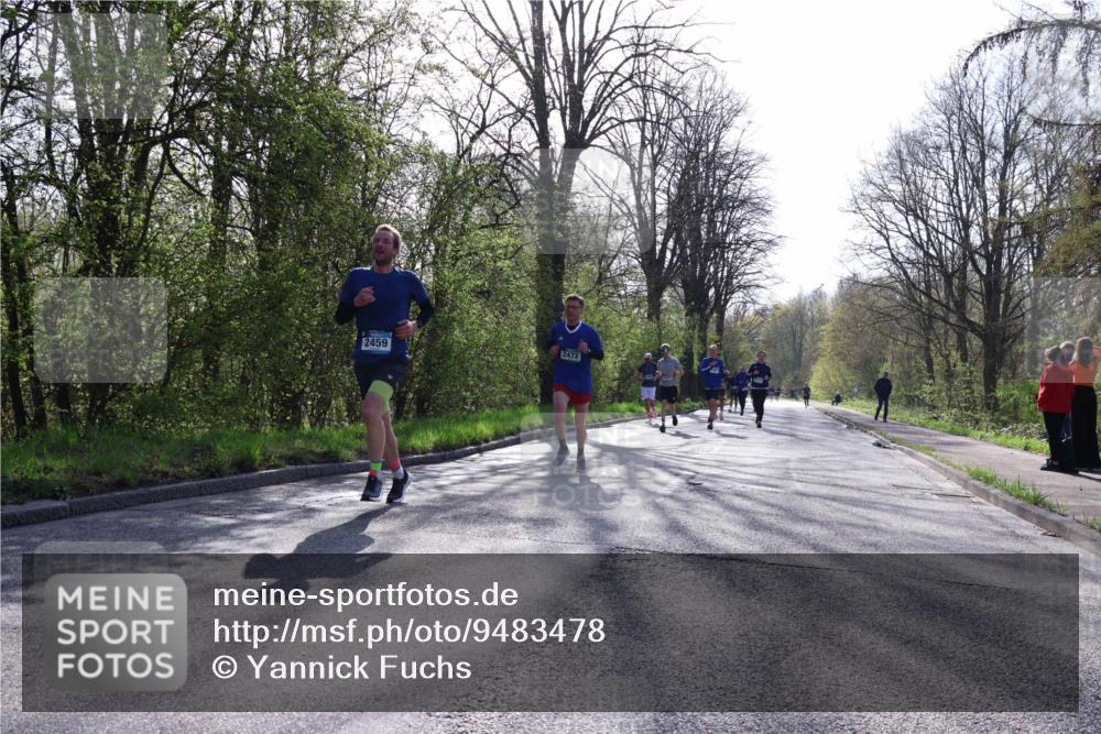 12.04.2026 - 45. Internationalen Wilhelmsburger Insellauf Yannick Fuchs http://msf.ph/oto/9483478 12.04.2026 10:24:53 Laufen 2459, 2472 meine-sportfotos.de